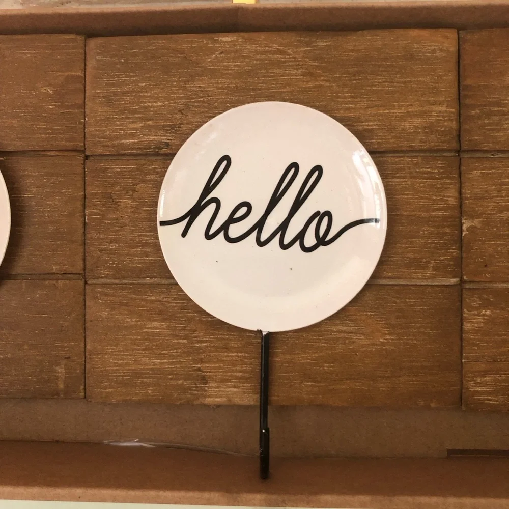 Charming Wall Hook Set with White and Green Design